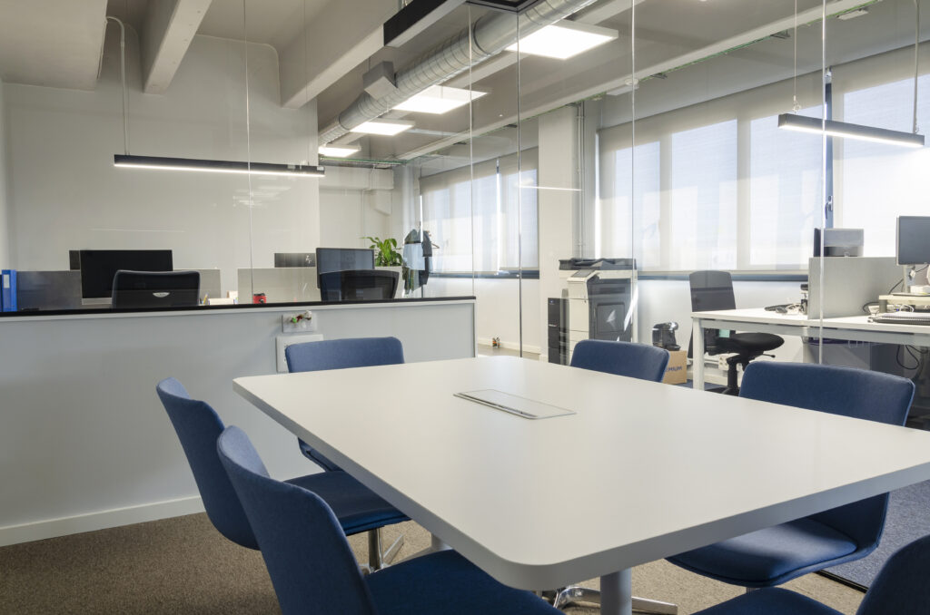 _DSC0123 copia svg+xml;charset=utf