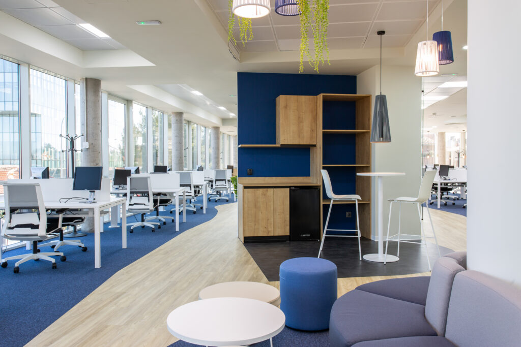 20220117 Josefa Valcarcel 9 (Madrid) - Oficina PANEL -9- HQ svg+xml;charset=utf