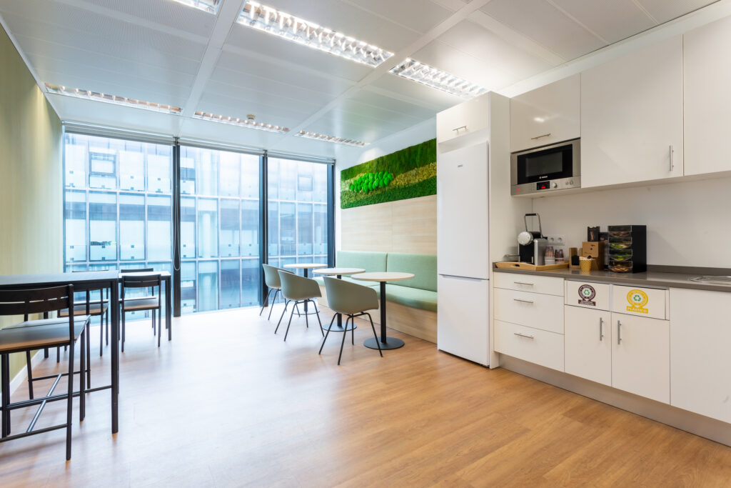 20220224 Via de los Poblados 3 (Mardrid)-11- HQ svg+xml;charset=utf