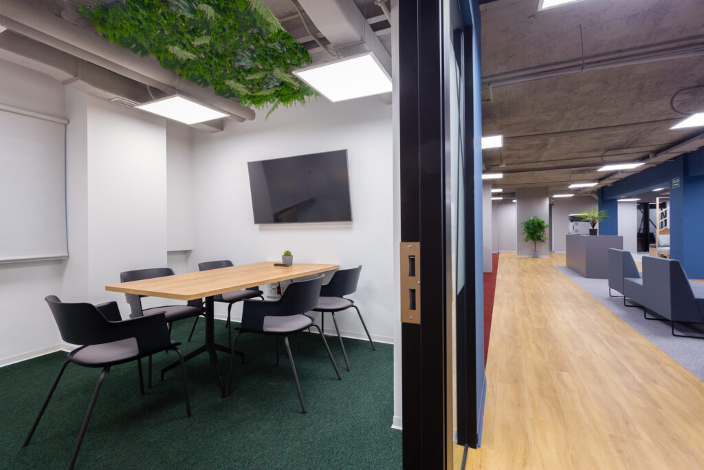 20220504 Oficinas WORKSITE NEVILLE-18-Editar- HQ svg+xml;charset=utf