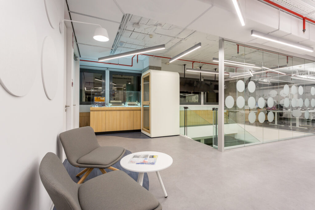 20220526 Oficinas AGENCIA EFE-2- HQ svg+xml;charset=utf