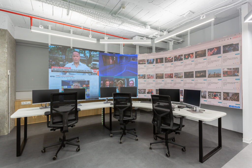 20220526 Oficinas AGENCIA EFE-6- HQ svg+xml;charset=utf