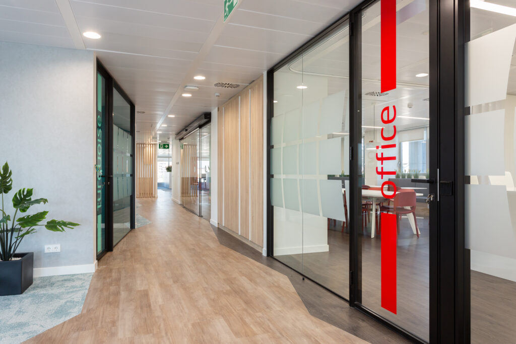 20220920 Principe de Vergara 108 (Madrid) - Oficinas Sonnedix-2- HQ svg+xml;charset=utf