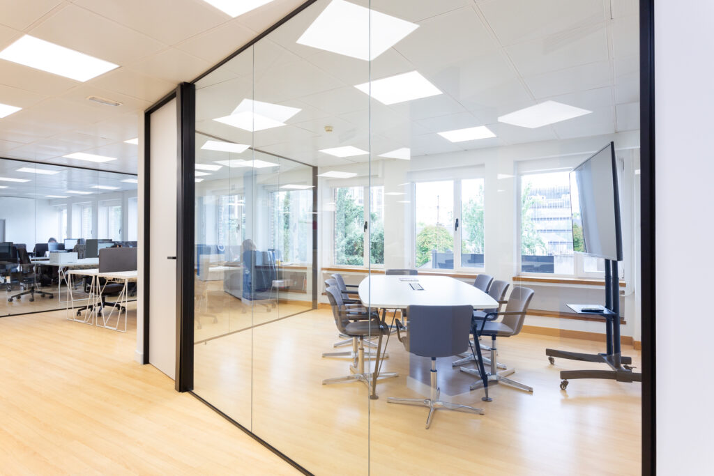 20221006 Zurbano 76 (Madrid) - Oficinas ASMODEE-14-Editar- HQ svg+xml;charset=utf