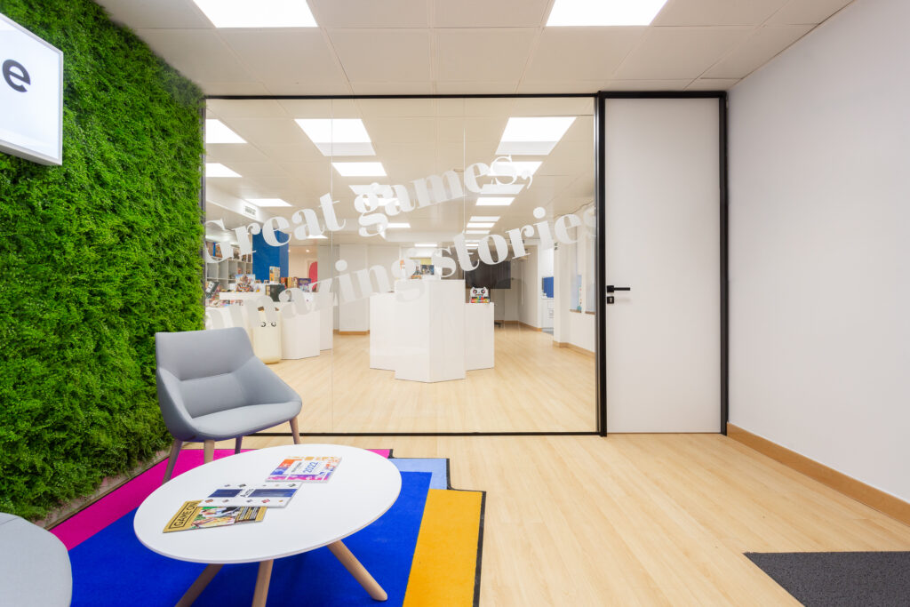 20221006 Zurbano 76 (Madrid) - Oficinas ASMODEE-2- HQ svg+xml;charset=utf