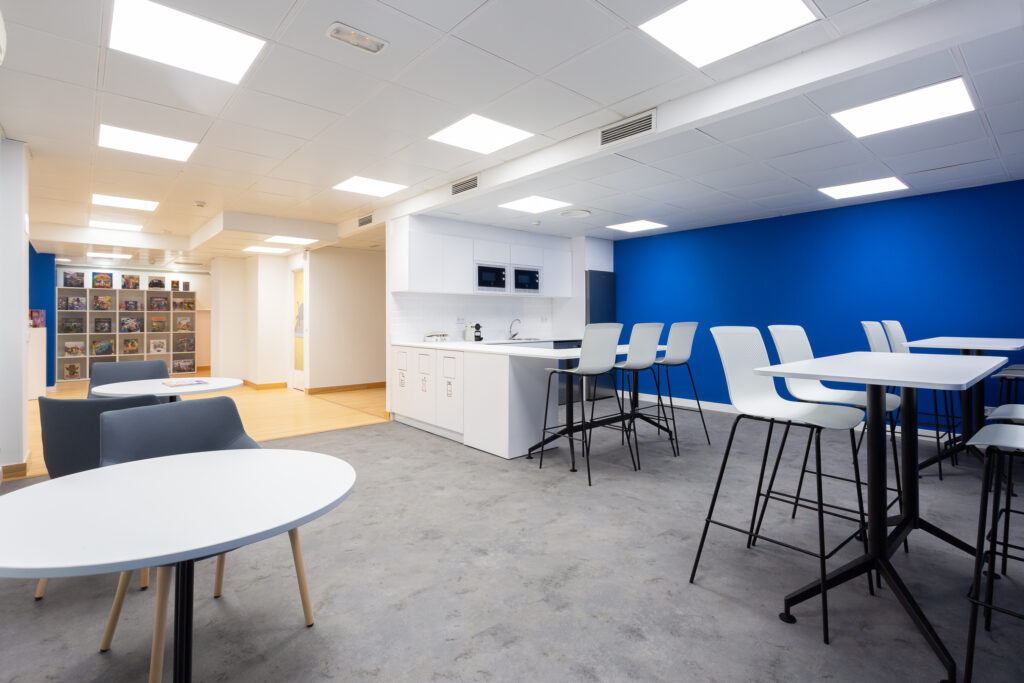 20221006 Zurbano 76 (Madrid) - Oficinas ASMODEE-5- HQ svg+xml;charset=utf