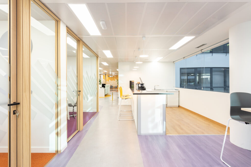 20230118 Avenida de Bruselas 5 (Alcobendas)-10- HQ svg+xml;charset=utf