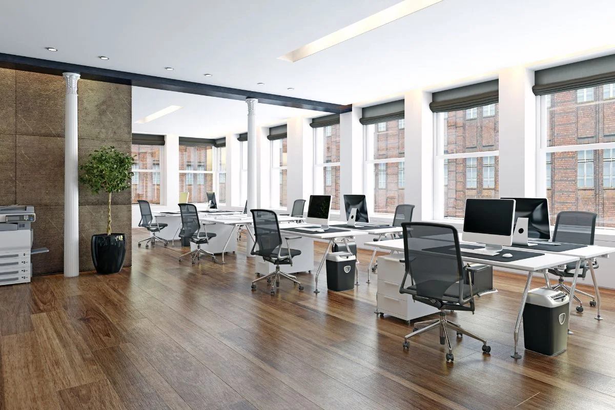 Hot Desking: Qué es, ventajas, retos y consejos de diseño